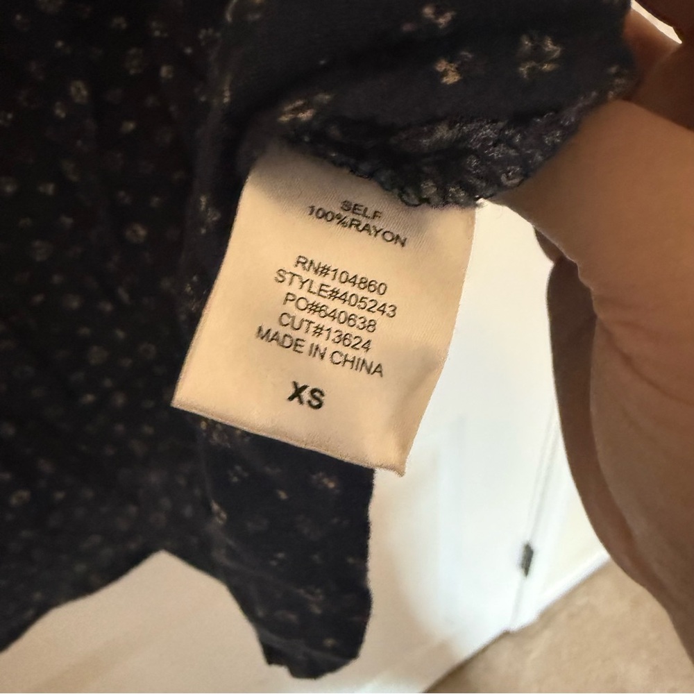 Women's Navy Blue Patterned Off-Shoulder Top - Picture 7 of 8